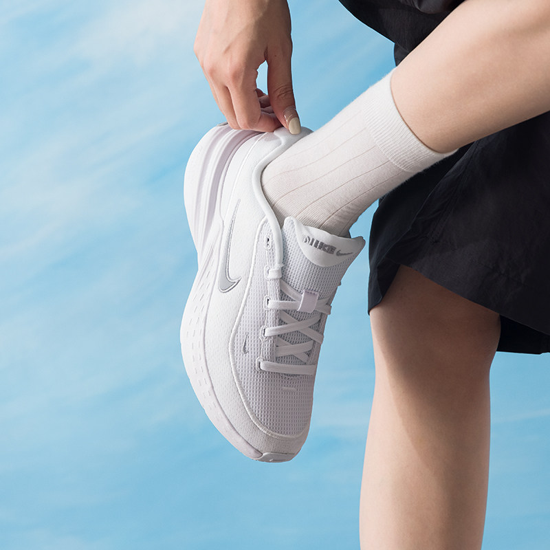 Nike IB2766-101 Women Running  - Women Shoes Running Nike ulasan dan harga